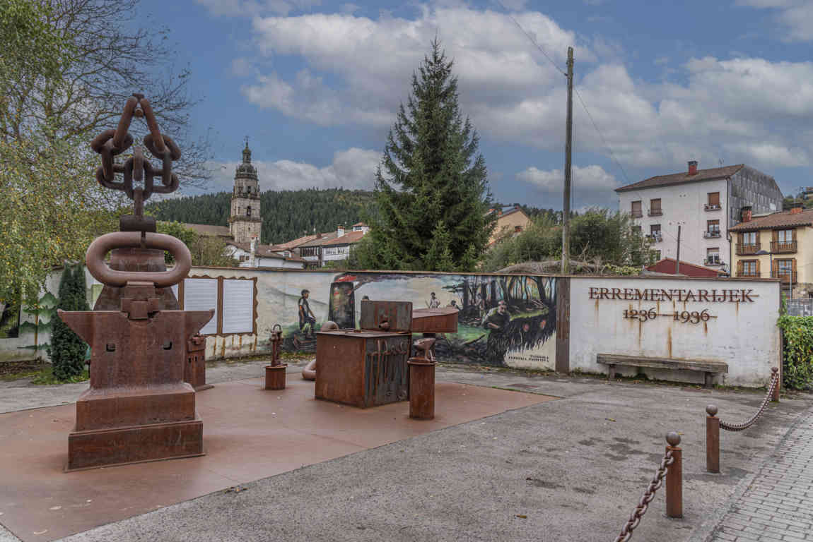 Vizcaya - Otxandio 23.jpg